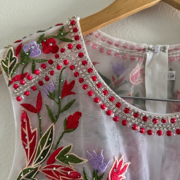 NWT Nox Anabel White Floral Embroidered Lace Maxi Skirt Crop Top Set size Large - Picture 7 of 13